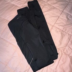 Lululemon speed up tight